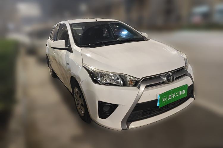 Used Toyota YARiS L Zhi Xuan 2015 1.5E Automatic Charm Edition
