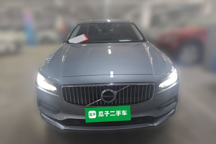 Used Volvo S90 2017 T4 Zhiyi Edition Front