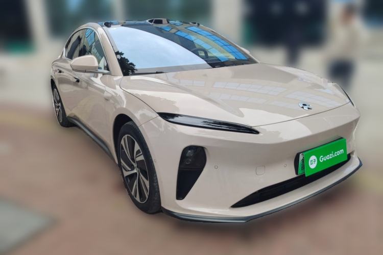 Used Nio ET5 2022 75 kWh Front Right 45 Deg