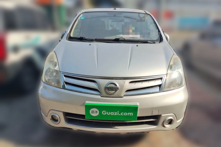 Used Nissan Livina 2010 Jingyue Edition 1.6L Manual All-Around Model

