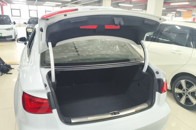 Used Audi A3 2015 Limousine 35 TFSI Millionth Anniversary Intelligent Leading Model Trunk