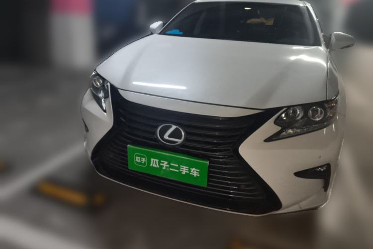 Used Lexus ES 2017 200 30th Anniversary Edition Front