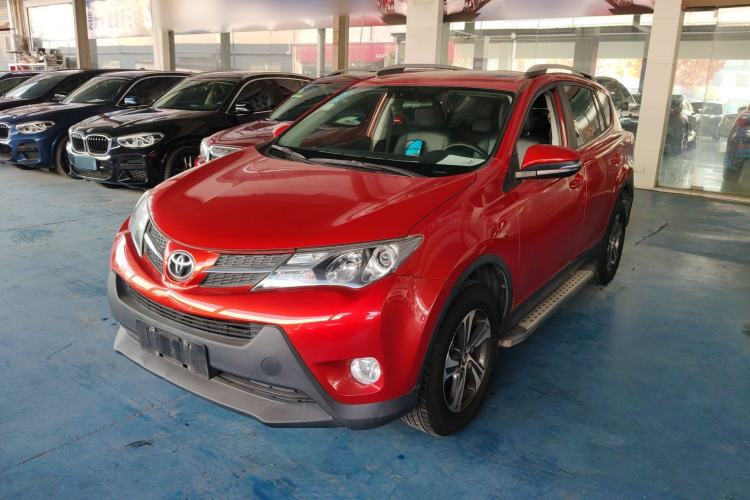 Used Toyota RAV4 2015 2.0L CVT Two-Wheel Drive Fashion Edition