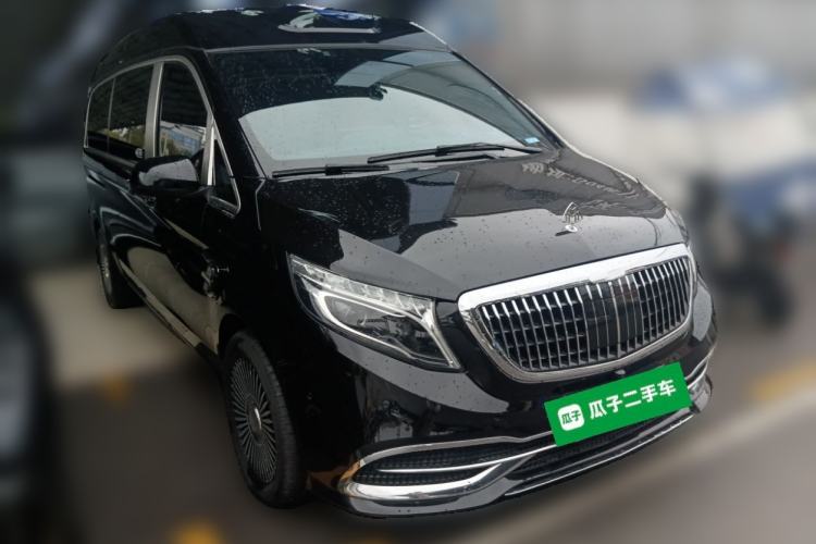 Used Mercedes-Benz Vito 2021 2.0T Elite Version 7 Seats Front Right 45 Deg