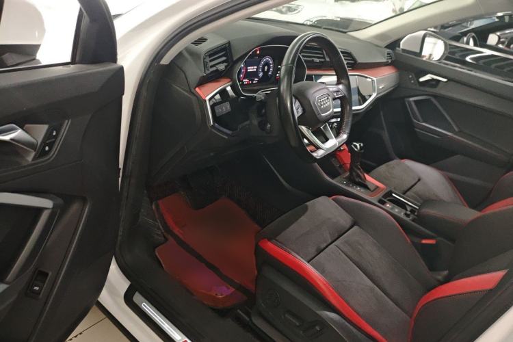 Used Audi Q3 2020 35 TFSI Fashion Dynamic Model
