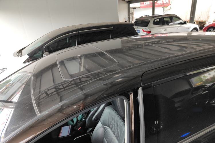 Used Honda Elysion 2022 2.0L eHEV Luxury Edition
