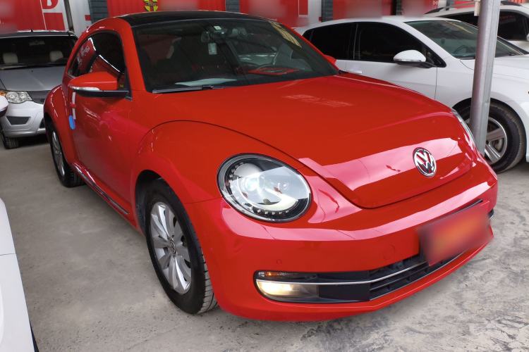 Used Volkswagen Beetle 2014 1.2TSI Comfort Model Front Right 45 Deg