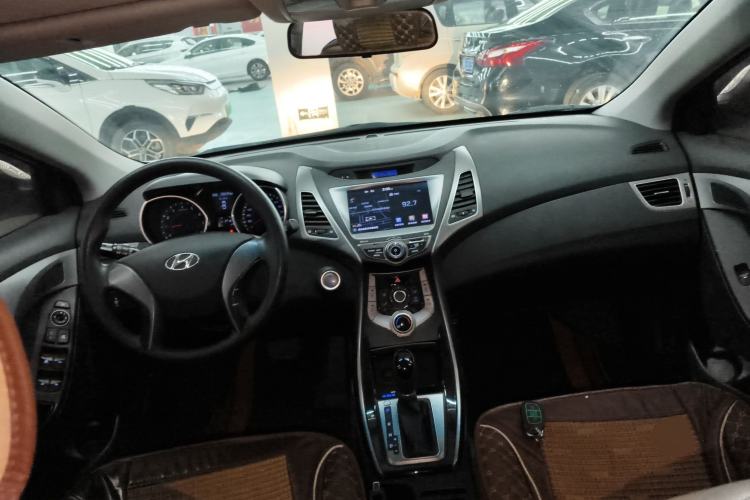 Used Hyundai Elantra (5th Generation / Langdong) 2015 1.6L Automatic Leading Model