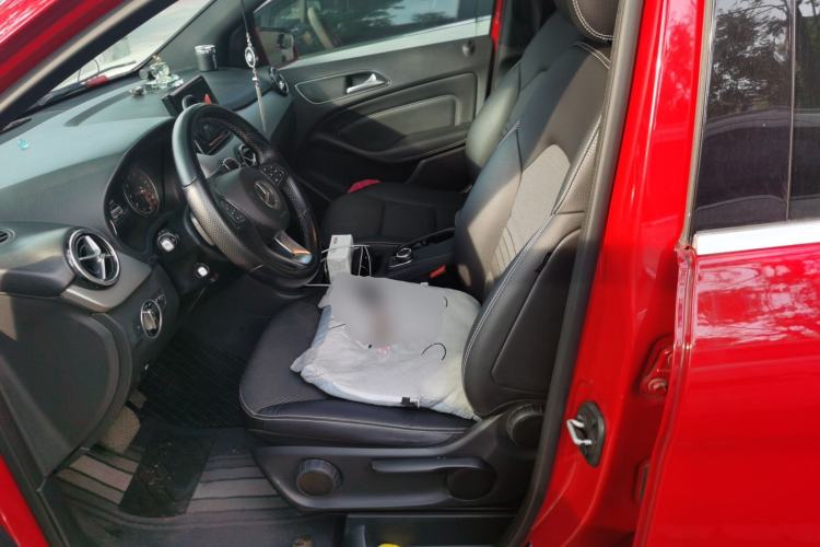 Used Mercedes-Benz B-Class 2015 B 200 Sport Edition Left Front Seat