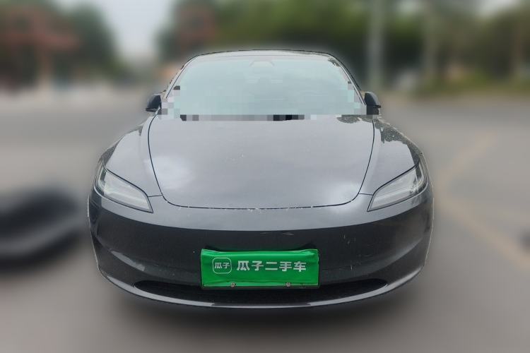 Used Tesla Model 3 2023 Long-Range All-Wheel-Drive Version
