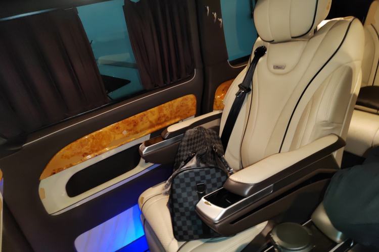 Used Mercedes-Benz Vito 2021 2.0T Business Version 7 Seats