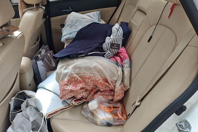 Used CHANGAN Eado 2015 1.6L Manual Luxury Model China IV Standard