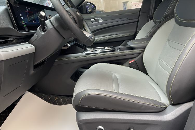 Used Ford Equator Sport New Energy 2025 Luxury Plus Version
