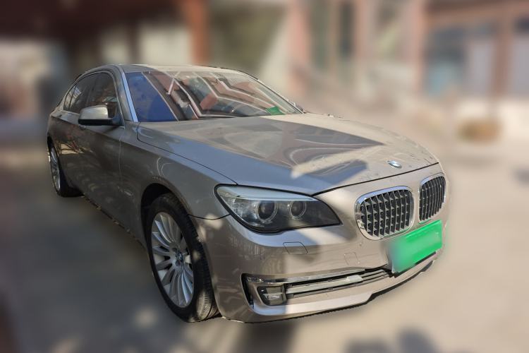 Used BMW 7 Series 2010 760Li Front Right 45 Deg