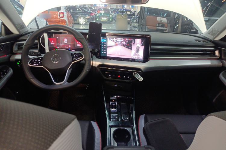 Used Volkswagen Lamando 2024 Lavida L 280TSI DSG Cool & Spicy Edition
