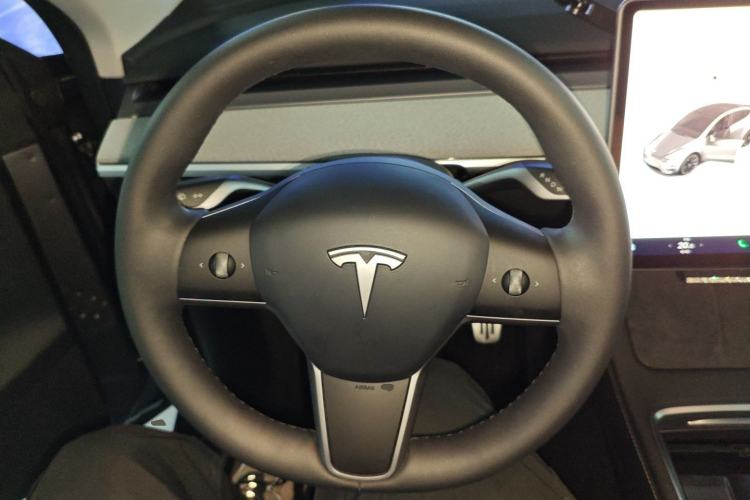 Used Tesla Model Y 2024 Rear-Wheel-Drive Version