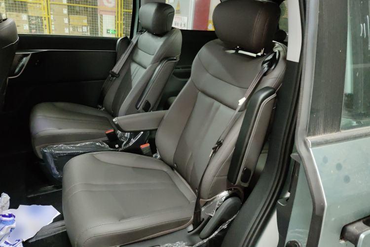 Used SAIC MAXUS Dajia 7 2024 Revised Version Super Hybrid Long-Range Edition Enjoyment Version Left Rear Seat