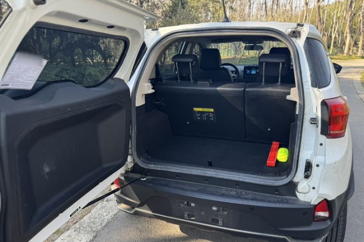 Used BYD Yuan New Energy 2019 EV535 Smart Connect Trendsetting Model
