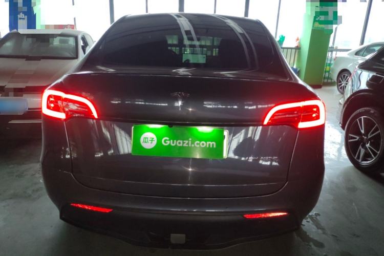 Used Tesla Model Y 2022 Long-Range All-Wheel-Drive Version Rear