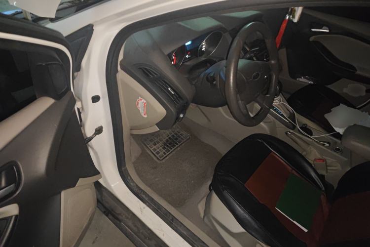 Used Ford Focus 2012 Sedan 1.6L Automatic Comfort Model