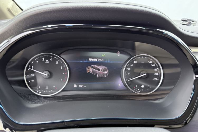 Used Buick GL8 2023 Land Executive Class 652T Luxury Model
