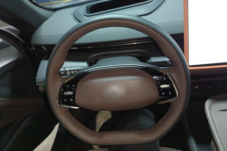 Used CHANGAN NEVO A07 2025 All-Electric "True Fragrance" Edition 710-Mile Long-Range Version Steering Wheel