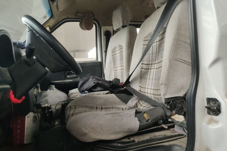 Used Ruichi EC35 2020 EC35 II Standard Edition 38.64 kWh Left Front Seat