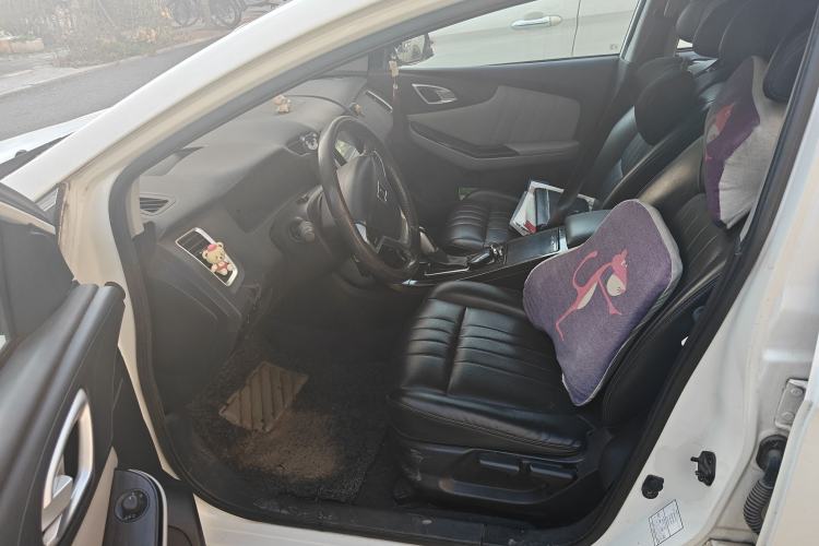 Used Luxgen 5 2015 1.8T Automatic ZhiZun Model