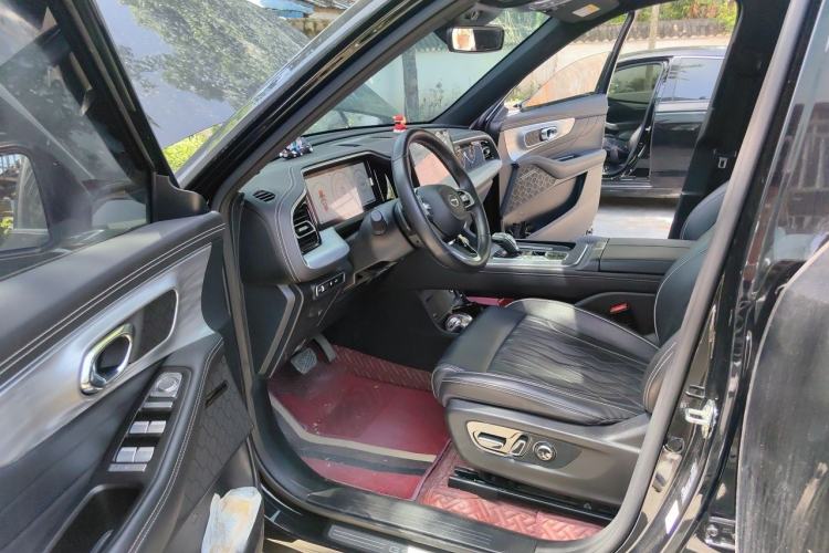 Used GAC Trumpchi GS8 2024 Linghang Series 2.0 TGDI Two-Wheel Drive Luxury Smart Connectivity Version