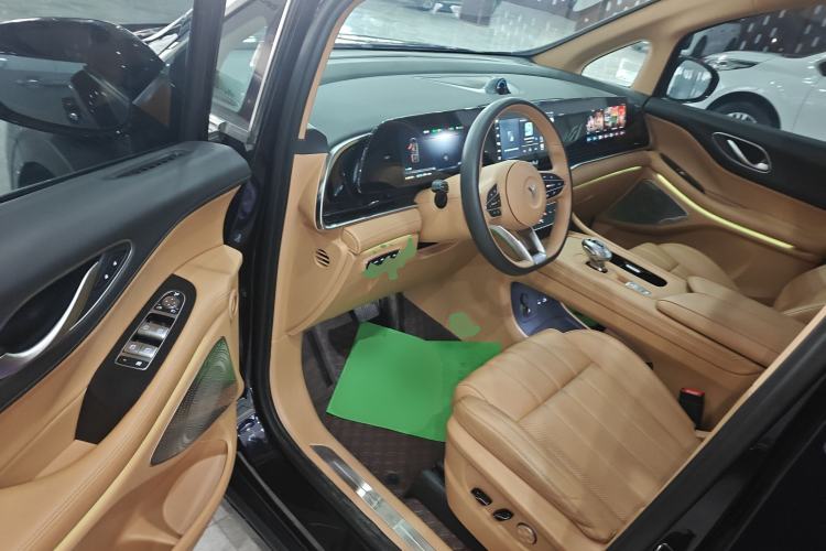 Used VOYAH Dream 2024 PHEV Extended-Range Premium Edition Driver Seat