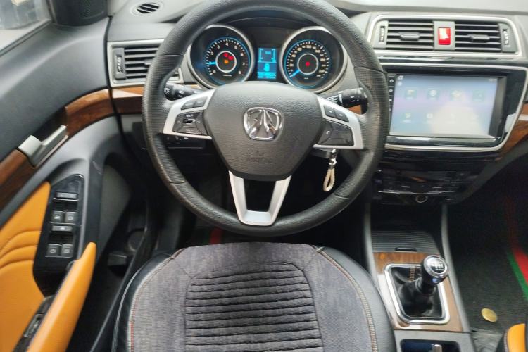 Used BAIC Weiwang S50 2016 1.5T Manual Joyful Elite Edition