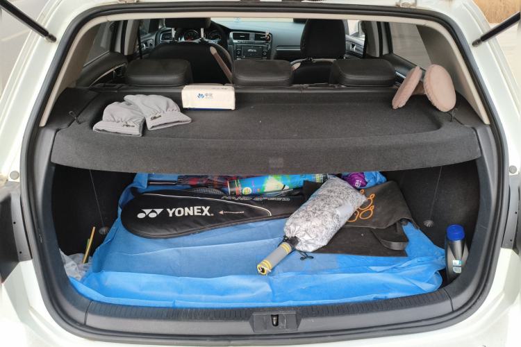 Used Volkswagen Golf 2018 230TSI Automatic Luxury Version
