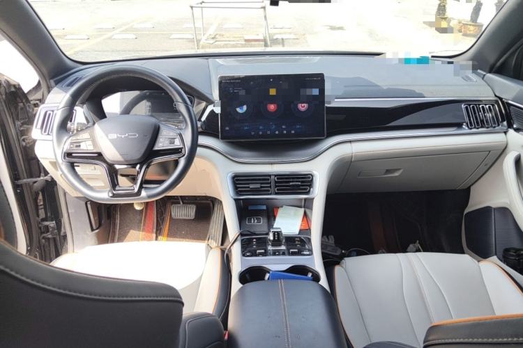 Used BYD Song PLUS New Energy 2023 Champion Edition DM-i 110KM Flagship Model Interior 2