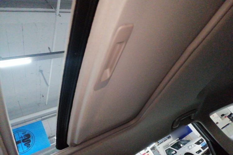 Used Baojun Valli 2021 1.5T Yili Pasture CVT Luxury Model Headliner