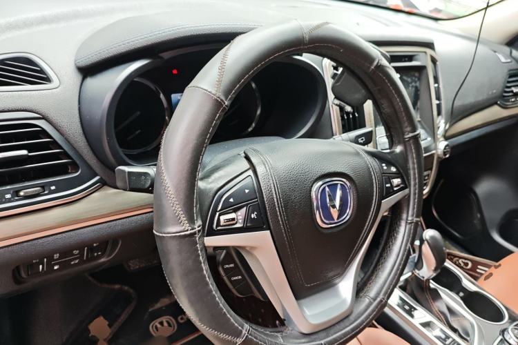 Used CHANGAN CS95 2017 2.0T Two-Wheel Drive Smart Edition