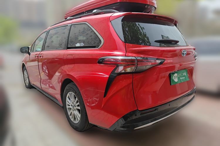 Used Toyota SIENNA 2021 2.5L Hybrid Premium Edition Rear Left 45 Deg