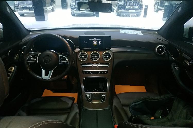 Used Mercedes-Benz GLC 2022 Facelift GLC 260 L 4MATIC Luxury Edition