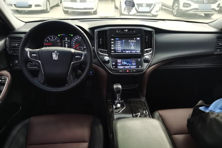 Used Toyota Crown 2018 2.0T Sport Edition
