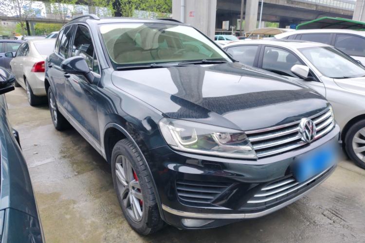 Used Volkswagen Touareg 2017 3.0 TSI Touareg Edition Front Right 45 Deg
