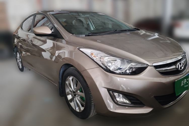 Used Hyundai Elantra (5th Generation / Langdong) 2015 1.6L Automatic Fashion Model