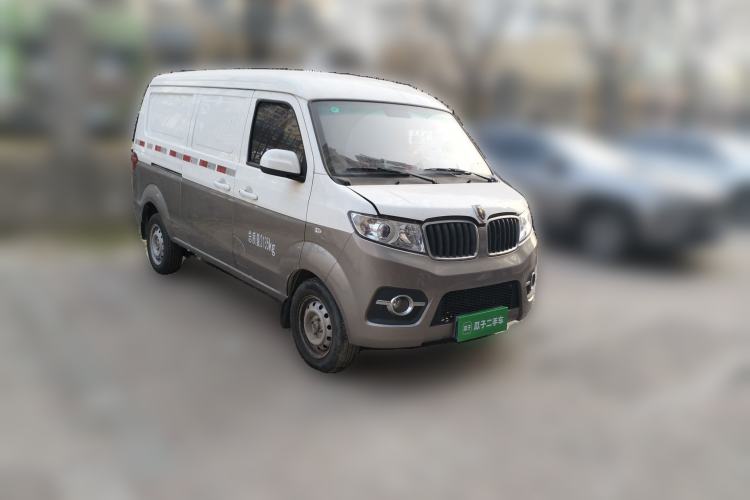 Used Jinbei Hiace X30 2023 1.5L Wealthy Van 2/5-Seater Non-Air-Conditioned Version SWC15M Front Right 45 Deg