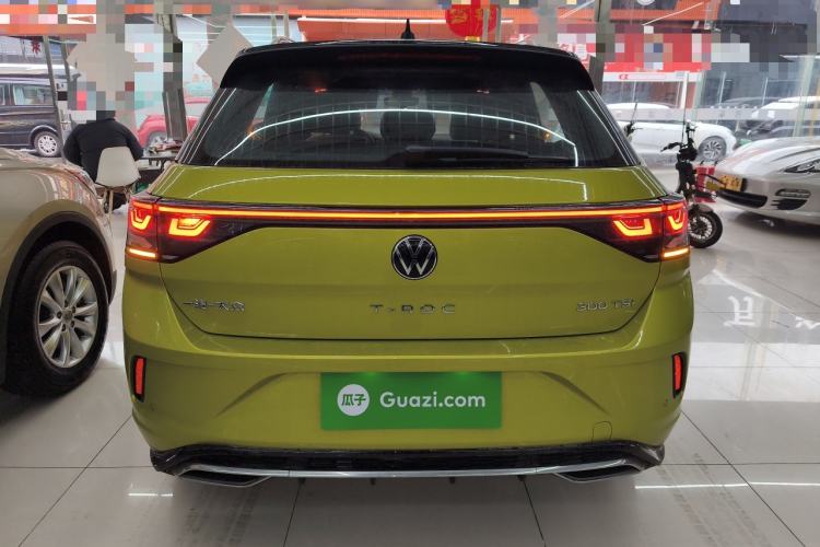 Used Volkswagen T-ROC 2023 300TSI DSG Two-Wheel Drive Starlight Edition
