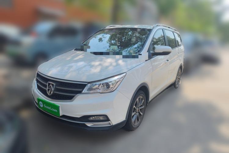 Used Baojun 730 2019 1.5L Manual Fashion Model 7-seater China VI
