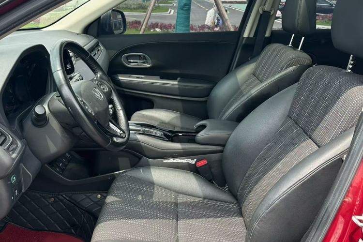 Used Honda Vezel 2015 1.8L CVT 2WD Luxury Model Exterior 6