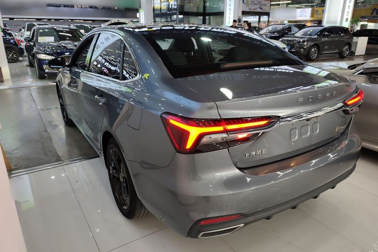 Used Roewe i6 MAX 2020 300TGI Automatic Cool & Stylish Skyroof Edition
