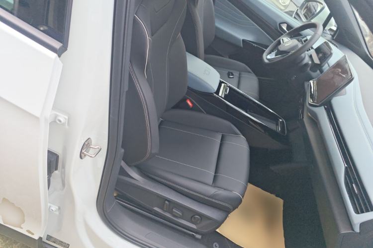 Used Volkswagen ID.4 X 2025 Smart Version Pure & Intelligent Enjoyment Edition