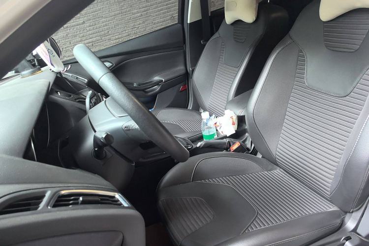 Used Ford Focus 2017 Sedan 1.6L Automatic Fashion Edition Smart Drive Version