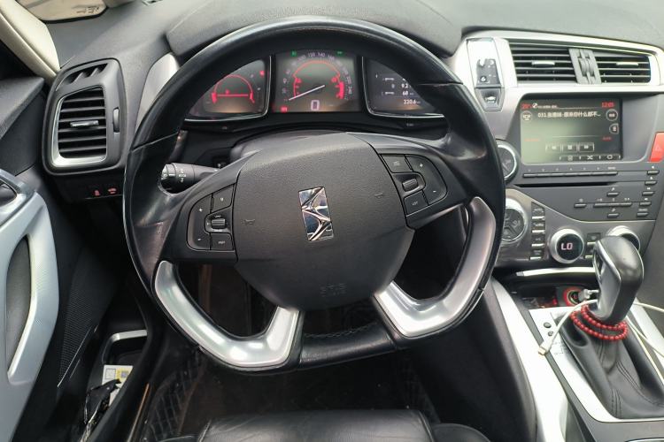Used DS 5 2013 1.6T Luxury Edition THP160 Steering Wheel