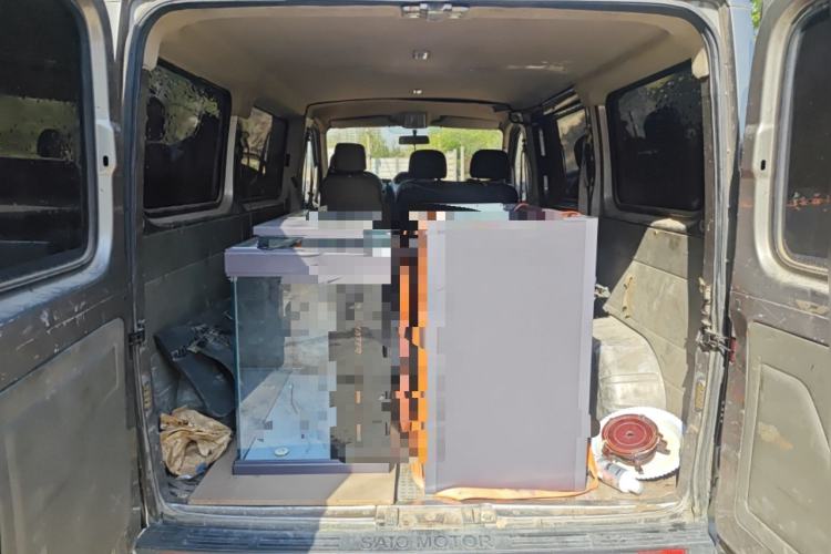 Used SAIC MAXUS Xintu V80 2014 2.5T Aoyuntong Short Wheelbase Low Roof