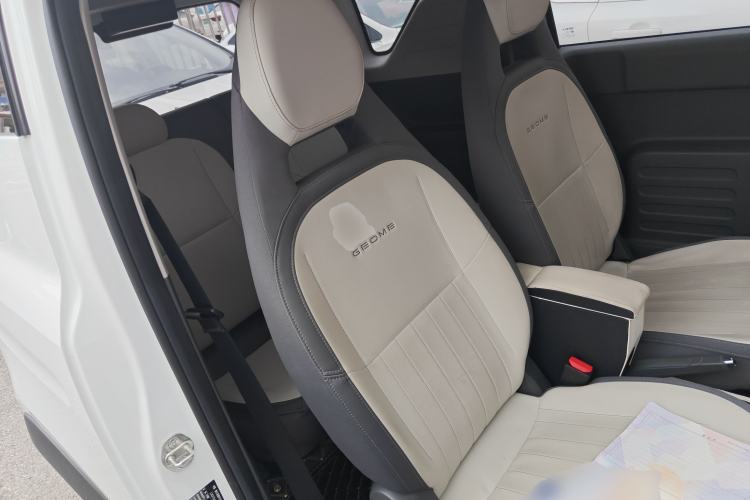 Used Geely Galaxy Panda 2024 200km Panda Kart Right Front Seat